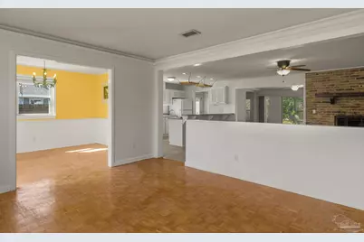 5415 Hibiscus Rd, Pensacola, FL 32504 - Photo 5