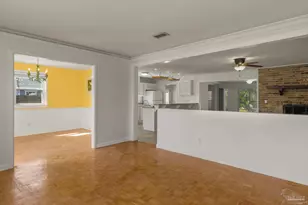 5415 Hibiscus Rd, Pensacola, FL 32504 - Photo 5