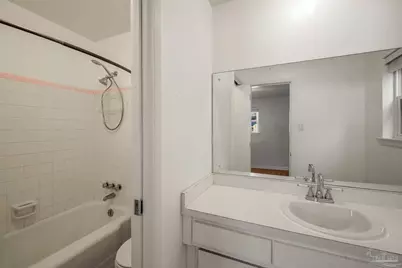 5415 Hibiscus Rd, Pensacola, FL 32504 - Photo 15