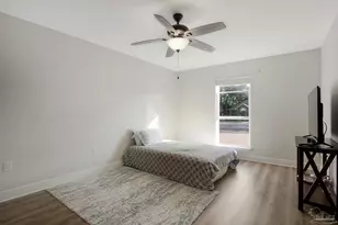 2957 P.G.A Blvd, Navarre, FL 32566 - Photo 17