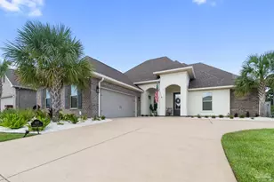 4807 Foxtail Palm Dr, Gulf Breeze, FL 32563 - Photo 1
