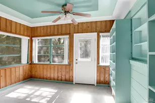 533 Ditmar St, Pensacola, FL 32503 - Photo 17