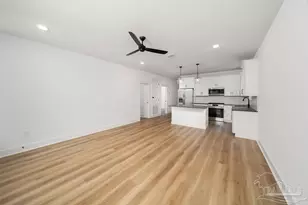 1321 John Carroll Dr, Pensacola, FL 32504 - Photo 17