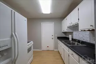 1551 Sunny Ridge Ln, Cantonment, FL 32533 - Photo 17