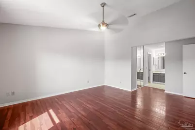 7171 N 9th Ave #B-5, Pensacola, FL 32504 - Photo 11