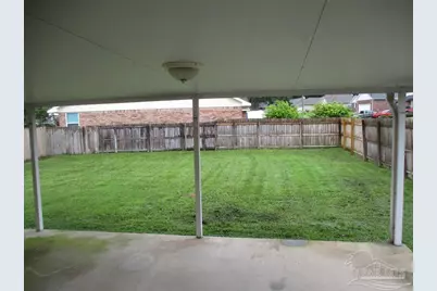 3220 Mariners Dr, Pensacola, FL 32526 - Photo 21