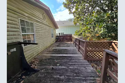 1014 W Lloyd St, Pensacola, FL 32501 - Photo 19