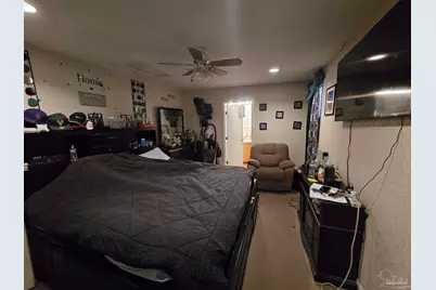 1014 W Lloyd St, Pensacola, FL 32501 - Photo 9