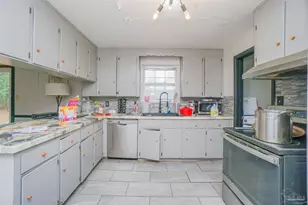 6401 Myrtle Hill Cir, Pensacola, FL 32506 - Photo 13