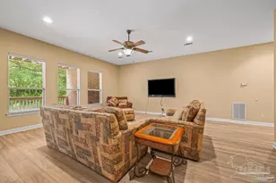 4610 Peacock Dr, Pensacola, FL 32504 - Photo 19