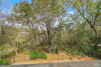 4610 Peacock Dr, Pensacola, FL 32504 - Photo 11