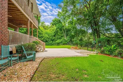 4610 Peacock Dr, Pensacola, FL 32504 - Photo 9