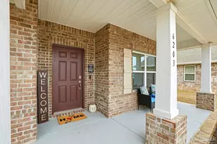 6203 Carson Dr, Milton, FL 32570 - Photo 5