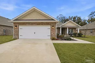 6203 Carson Dr, Milton, FL 32570 - Photo 1