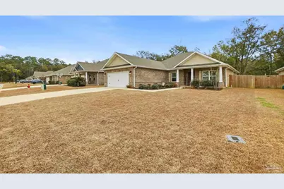 6203 Carson Dr, Milton, FL 32570 - Photo 3