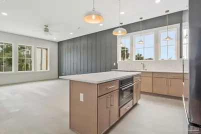 440 W Wright St, Pensacola, FL 32501 - Photo 5