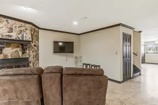 612 S 1st St, Pensacola, FL 32507 - Photo 17