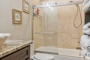 612 S 1st St, Pensacola, FL 32507 - Photo 37