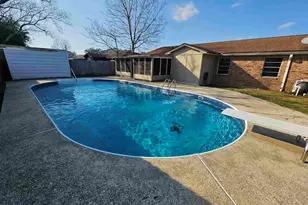 7109 Redondo Dr, Pensacola, FL 32526 - Photo 1