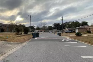 7109 Redondo Dr, Pensacola, FL 32526 - Photo 19