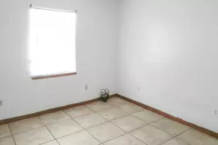 925 Bremen Ave, Pensacola, FL 32507 - Photo 7