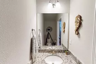 201 S E St, Pensacola, FL 32502 - Photo 9