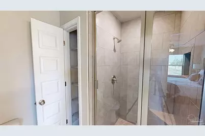 201 S E St, Pensacola, FL 32502 - Photo 37