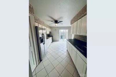4733 Huron Dr, Pensacola, FL 32507 - Photo 9
