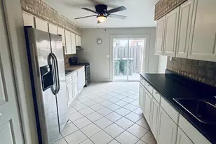 4733 Huron Dr, Pensacola, FL 32507 - Photo 9