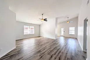 28 Easton St, Cantonment, FL 32533 - Photo 5