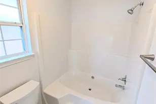 28 Easton St, Cantonment, FL 32533 - Photo 23