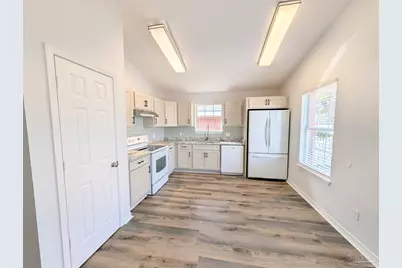 28 Easton St, Cantonment, FL 32533 - Photo 11