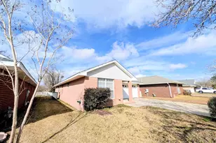 28 Easton St, Cantonment, FL 32533 - Photo 3