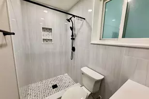 205 Fairpoint Dr, Gulf Breeze, FL 32561 - Photo 15