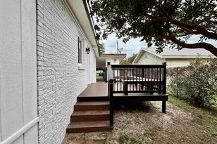 205 Fairpoint Dr, Gulf Breeze, FL 32561 - Photo 7