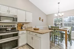 2325 Summit Blvd, Pensacola, FL 32503 - Photo 11