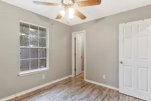 2325 Summit Blvd, Pensacola, FL 32503 - Photo 35