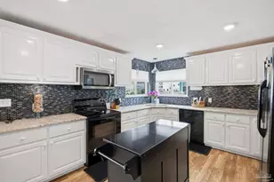 7877 White Sands Blvd, Navarre Beach, FL 32566 - Photo 15