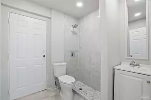 305 N Madison Dr, Pensacola, FL 32505 - Photo 37