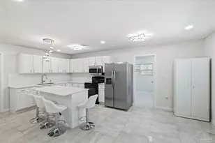 305 N Madison Dr, Pensacola, FL 32505 - Photo 15