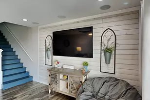 8522 Gulf Blvd, Navarre, FL 32566 - Photo 3