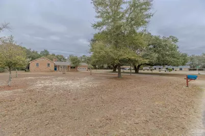 2700 Nandora Ave, Pensacola, FL 32526 - Photo 3