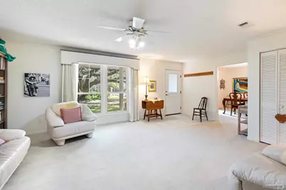 506 Fairpoint Dr, Gulf Breeze, FL 32561 - Photo 9