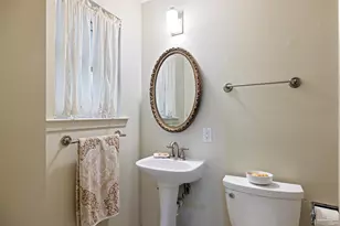 506 Fairpoint Dr, Gulf Breeze, FL 32561 - Photo 27