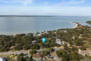 506 Fairpoint Dr, Gulf Breeze, FL 32561 - Photo 49