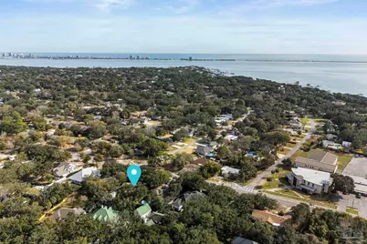 506 Fairpoint Dr, Gulf Breeze, FL 32561 - Photo 47