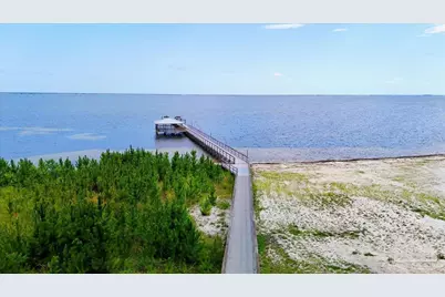 1863 Eagle Ln, Navarre, FL 32566 - Photo 37