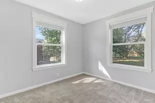 810 W Lakeview Ave, Pensacola, FL 32501 - Photo 29