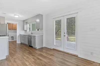 810 W Lakeview Ave, Pensacola, FL 32501 - Photo 5