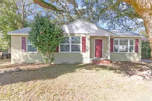810 W Lakeview Ave, Pensacola, FL 32501 - Photo 1